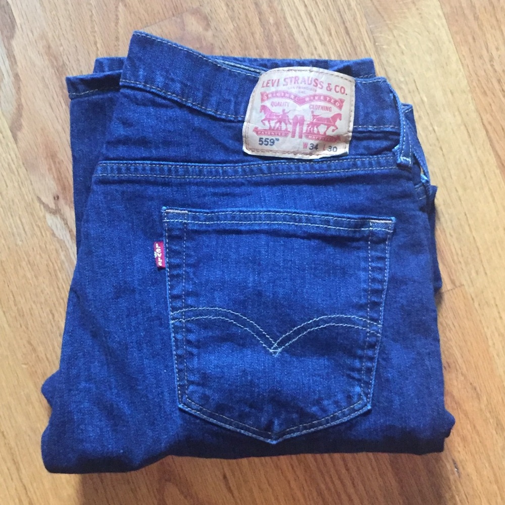 Levi’s 559 jeans